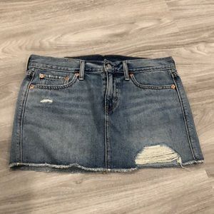 Levi’s Denim Mini Skirt